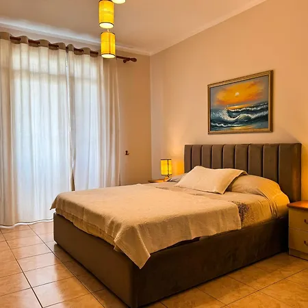 Holiday home Salt&sol Golem (Tirana)